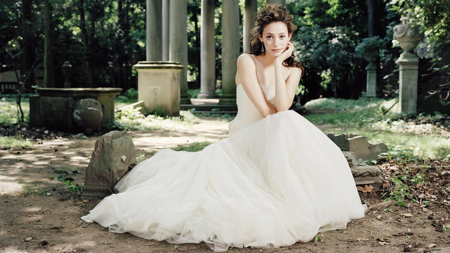 Emmy Rossum for 1536 x 864 HDTV resolution