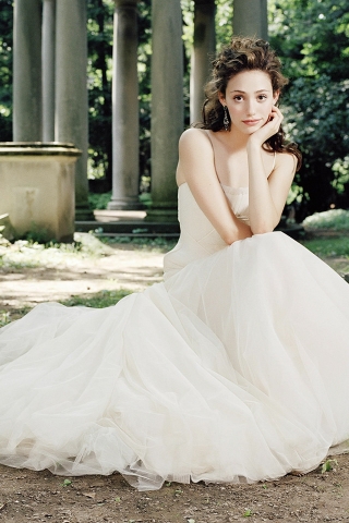 Emmy Rossum for 320 x 480 iPhone resolution