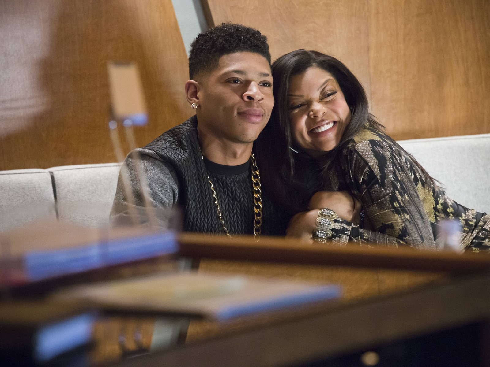 Empire Cookie Lyon and Hakeem Lyon for 1600 x 1200 resolution