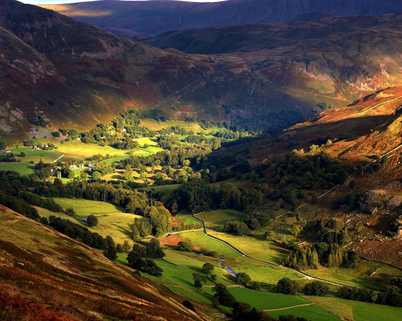 England Valley for 1280 x 1024 resolution