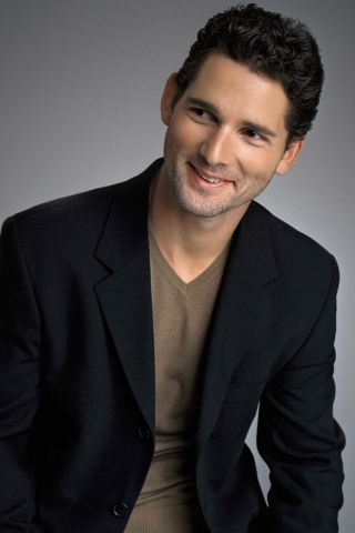 Eric Bana for 320 x 480 iPhone resolution