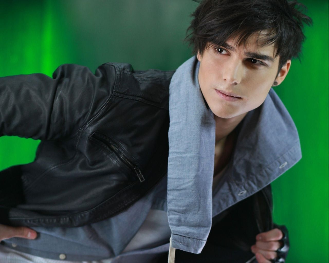 Eric Saade Eurovision 2011 for 1280 x 1024 resolution