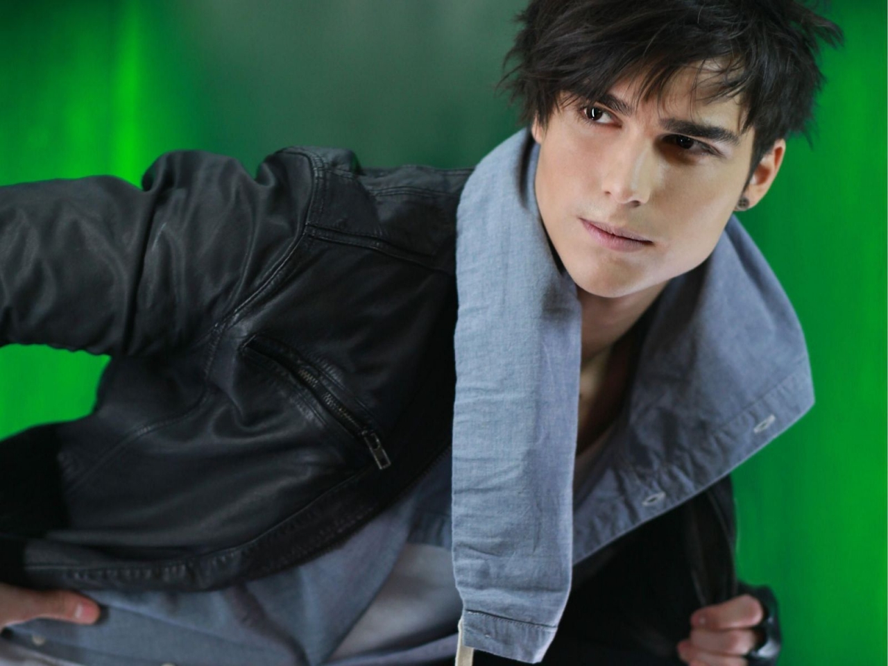 Eric Saade Eurovision 2011 for 1280 x 960 resolution