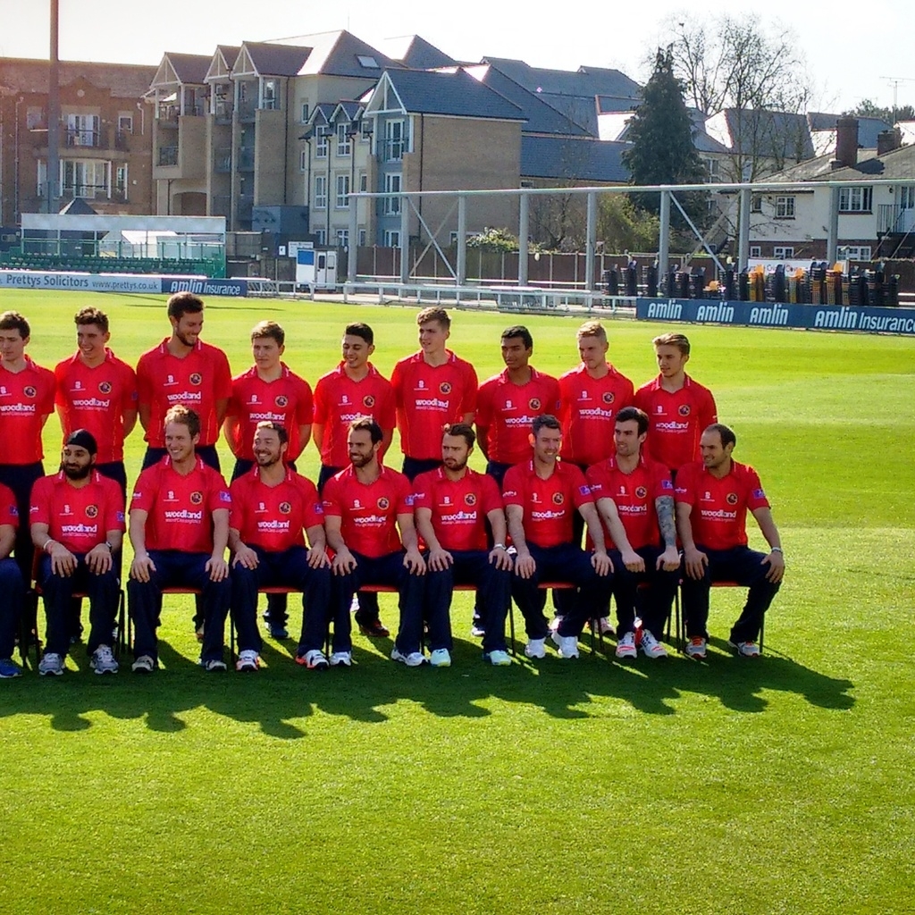 Essex Cricket Squad for 1024 x 1024 iPad resolution