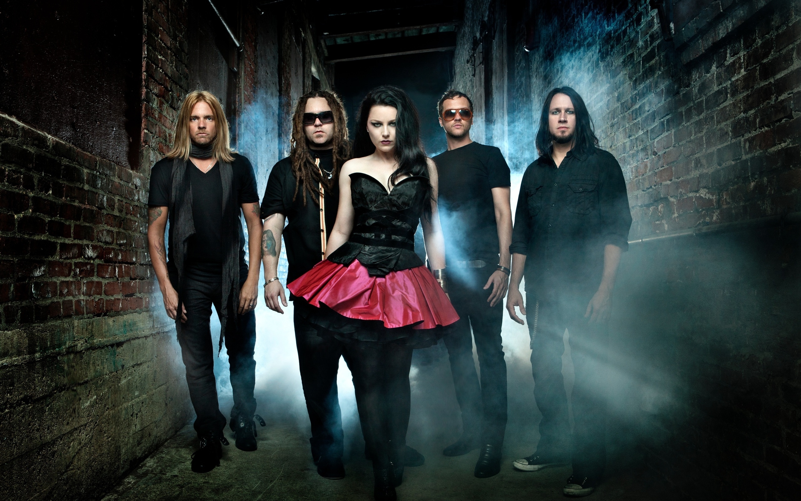 Evanescence for 2560 x 1600 widescreen resolution