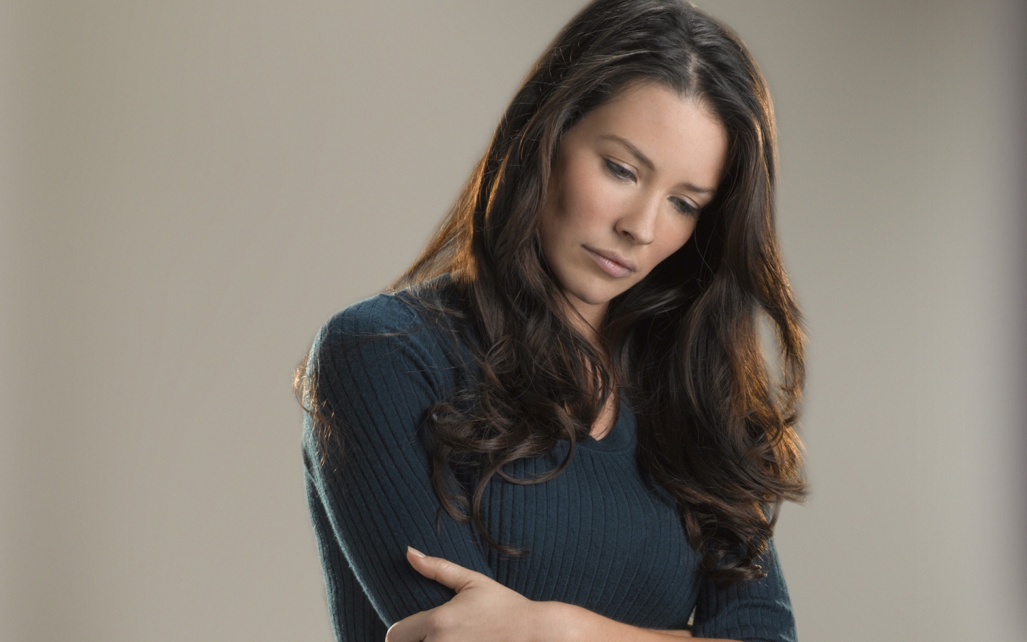 Evangeline Lilly Sad for 1440 x 900 widescreen resolution