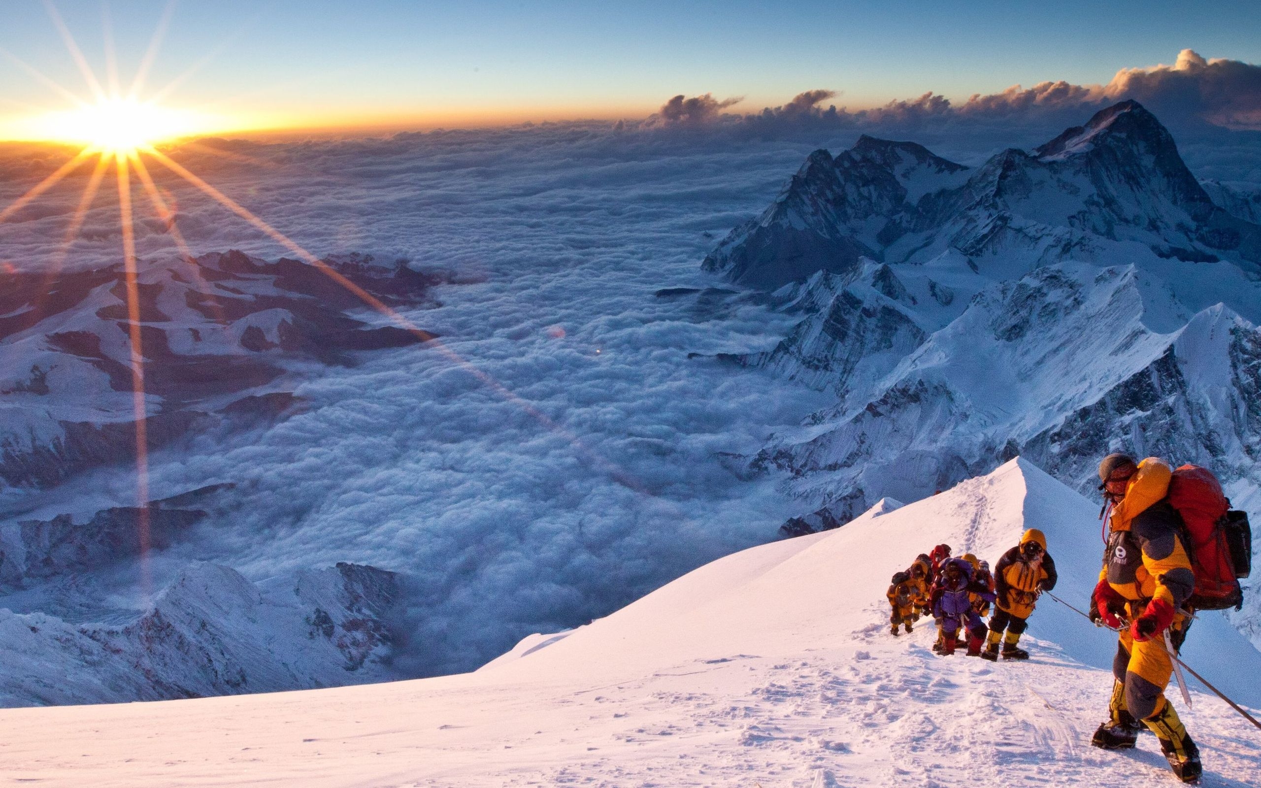 Everest Movie for 2560 x 1600 widescreen resolution