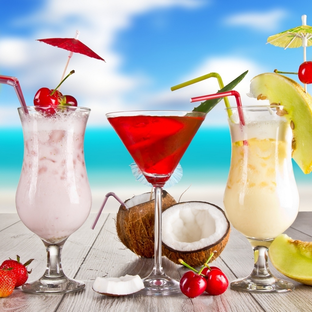 Exotic Summer Cocktails for 1024 x 1024 iPad resolution