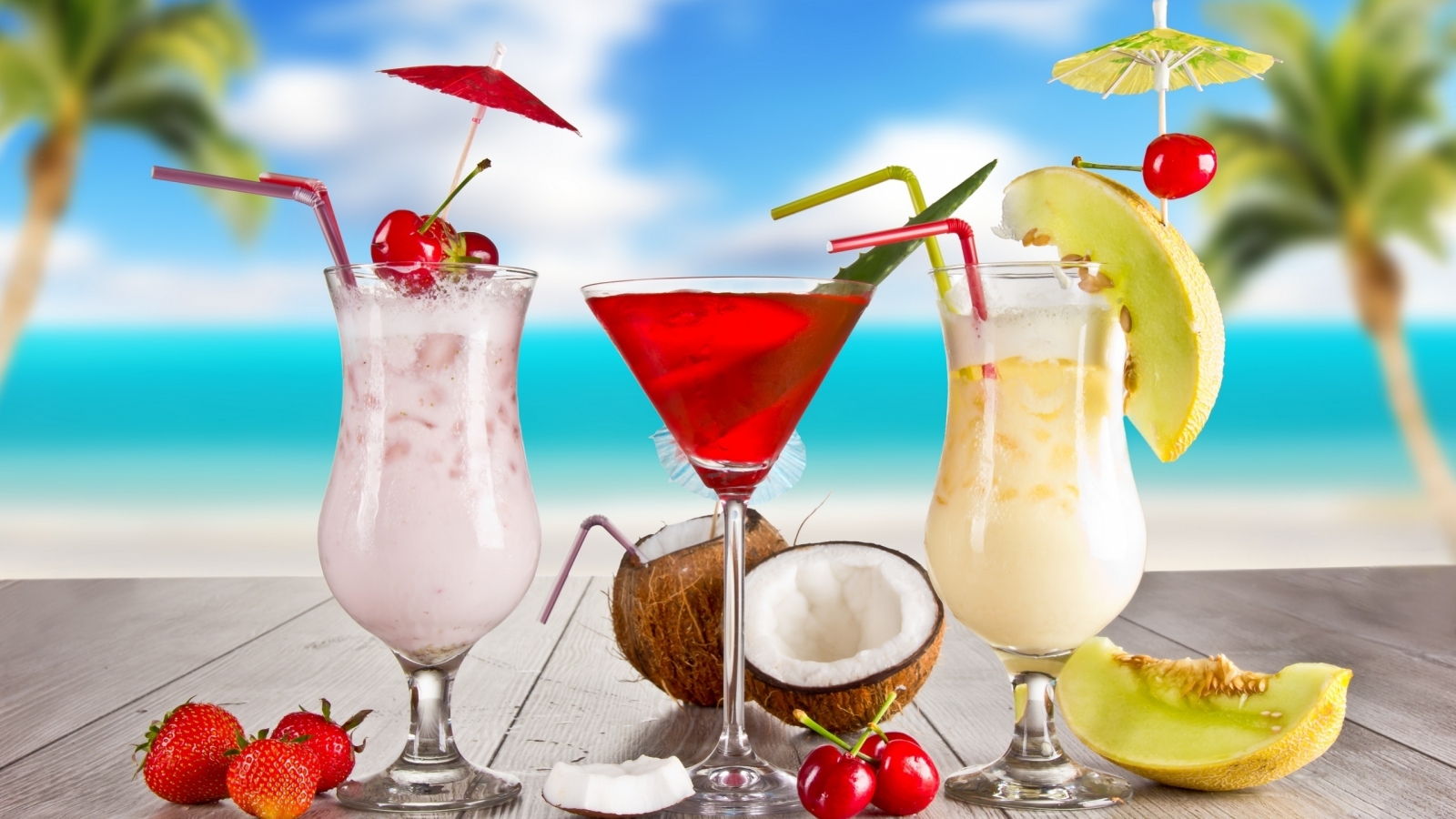 Exotic Summer Cocktails for 1600 x 900 HDTV resolution
