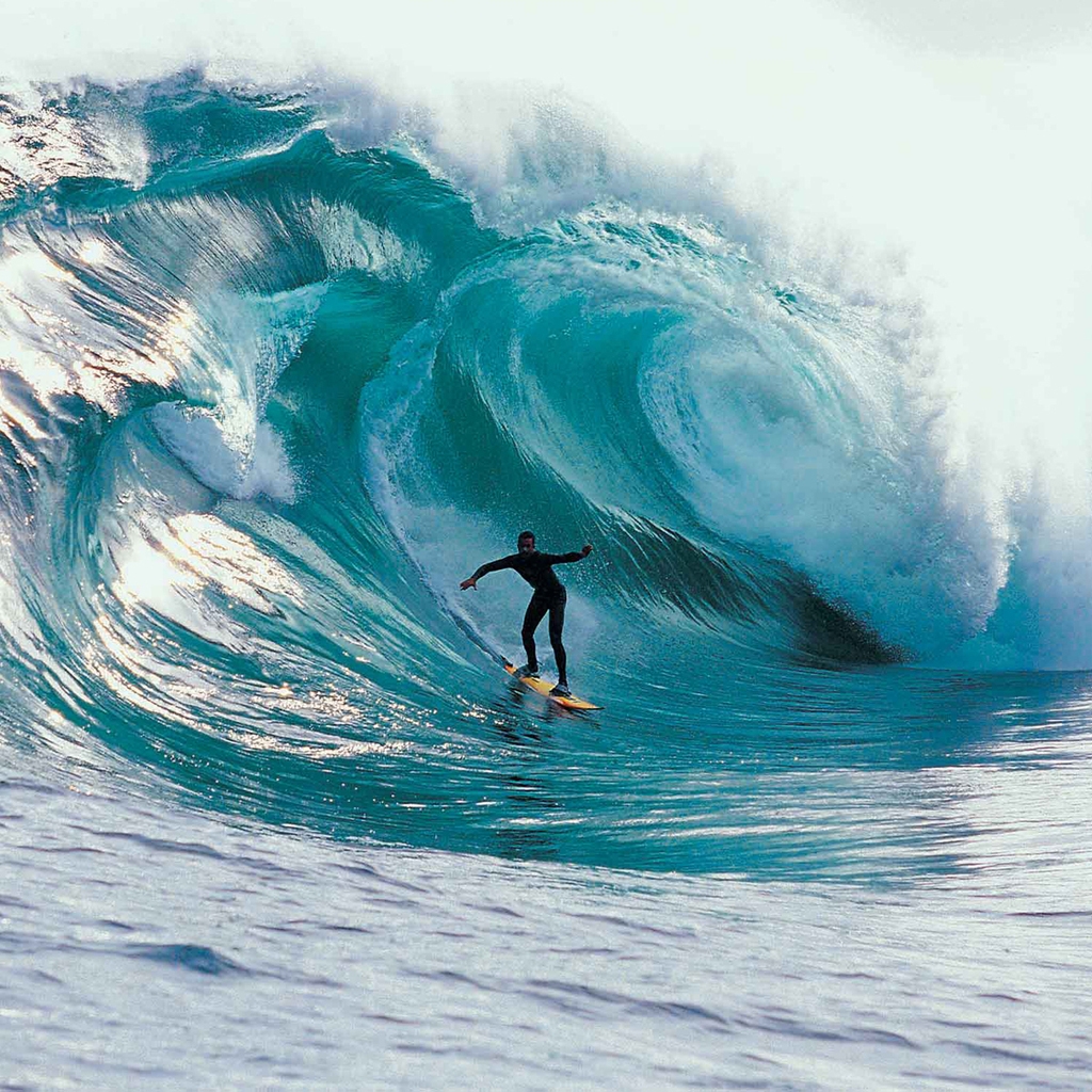 Extreme Ocean Surfing for 1024 x 1024 iPad resolution