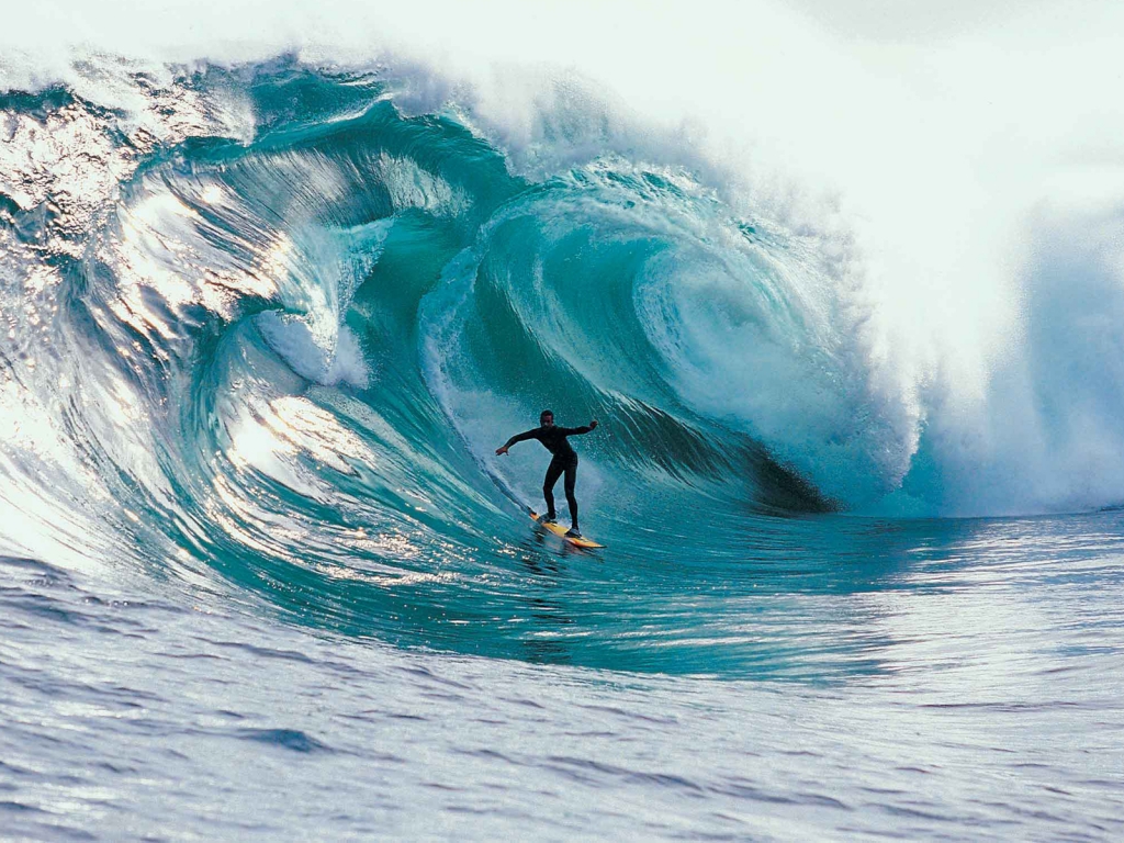 Extreme Ocean Surfing for 1024 x 768 resolution