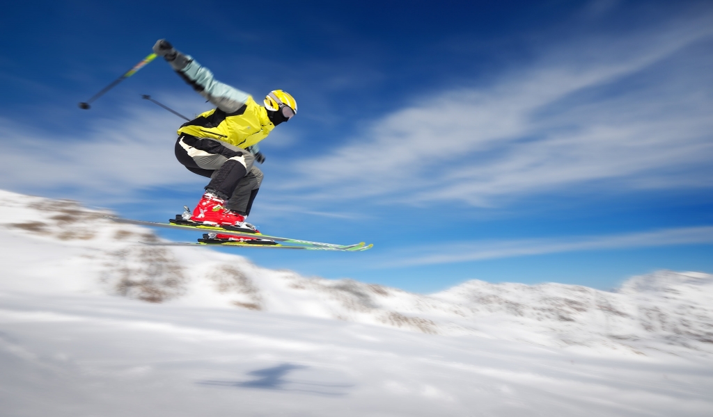 Extreme Skiing for 1024 x 600 widescreen resolution