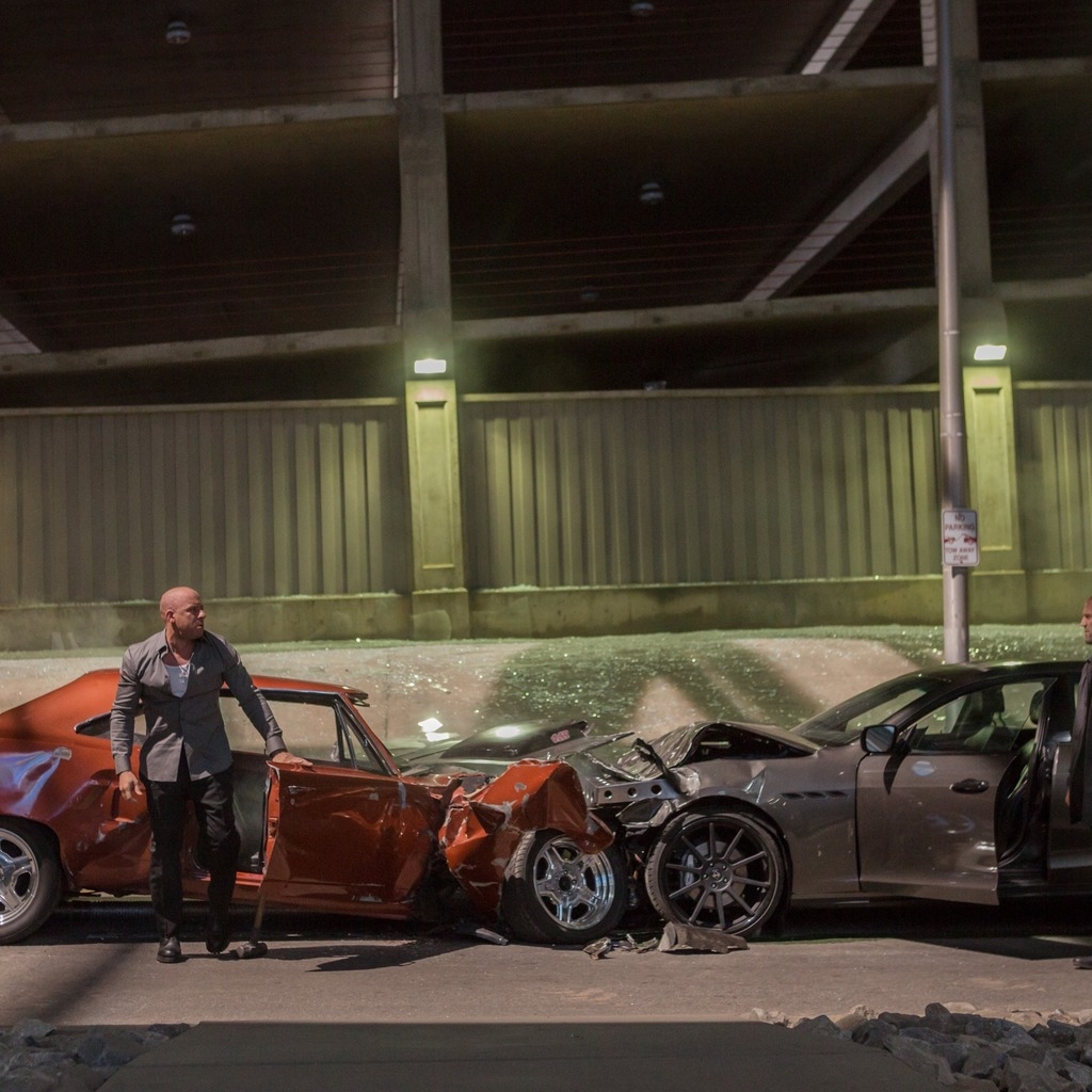 Fast And Furious 7 Movie Scene for 1024 x 1024 iPad resolution