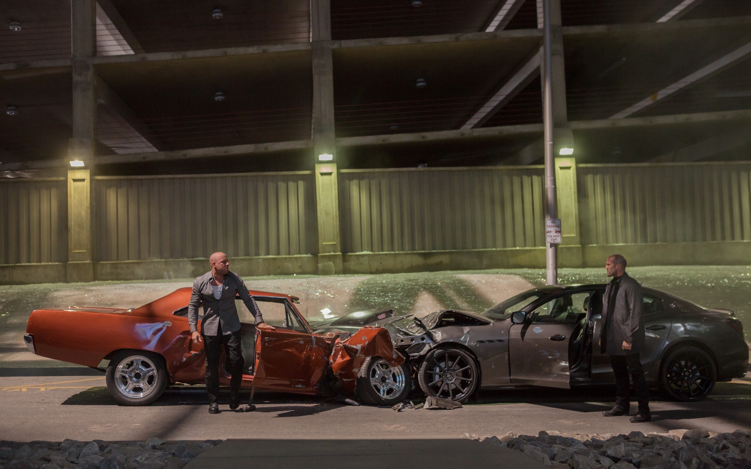 Fast And Furious 7 Movie Scene for 2880 x 1800 Retina Display resolution