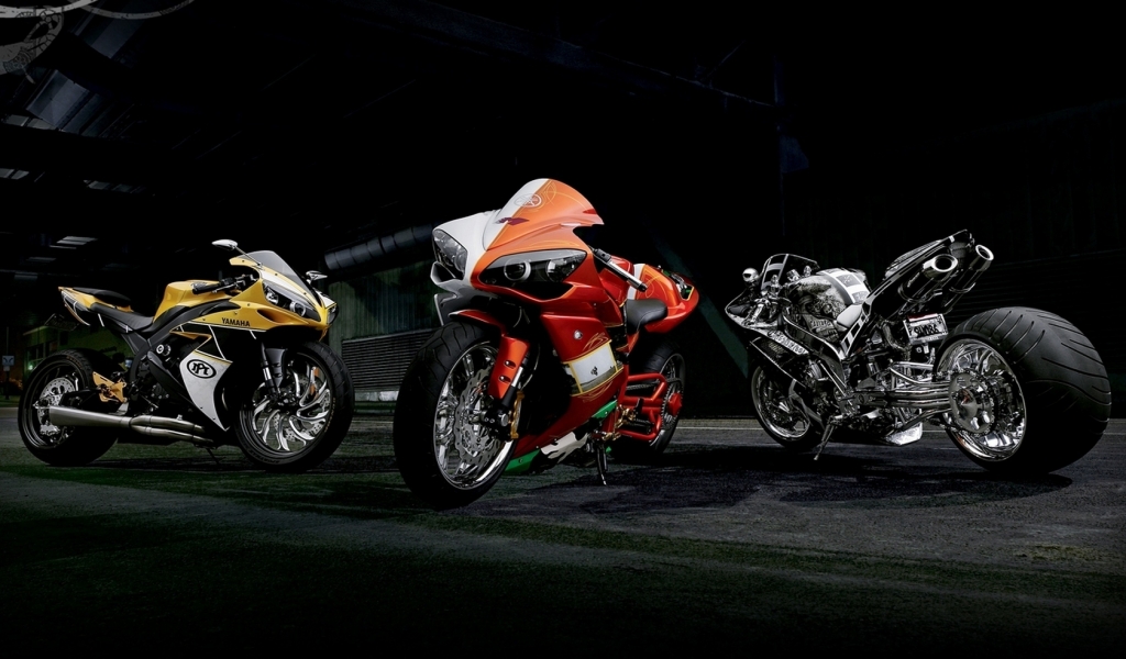 Fast Yamaha Motorbikes for 1024 x 600 widescreen resolution