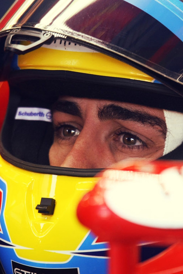Fernando Alonso Before Race for 640 x 960 iPhone 4 resolution