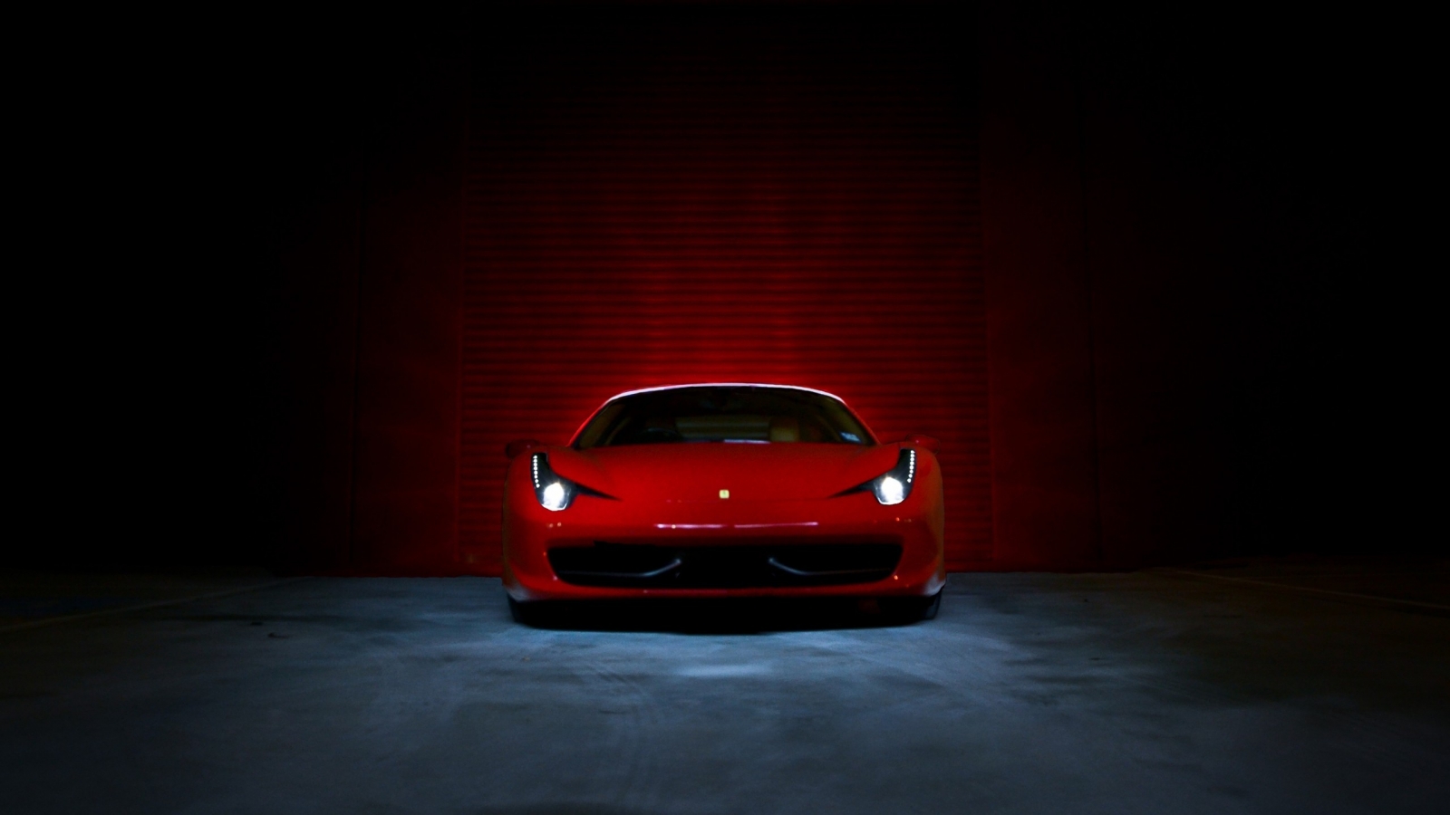 Ferrari 458 Italia Red  for 1600 x 900 HDTV resolution
