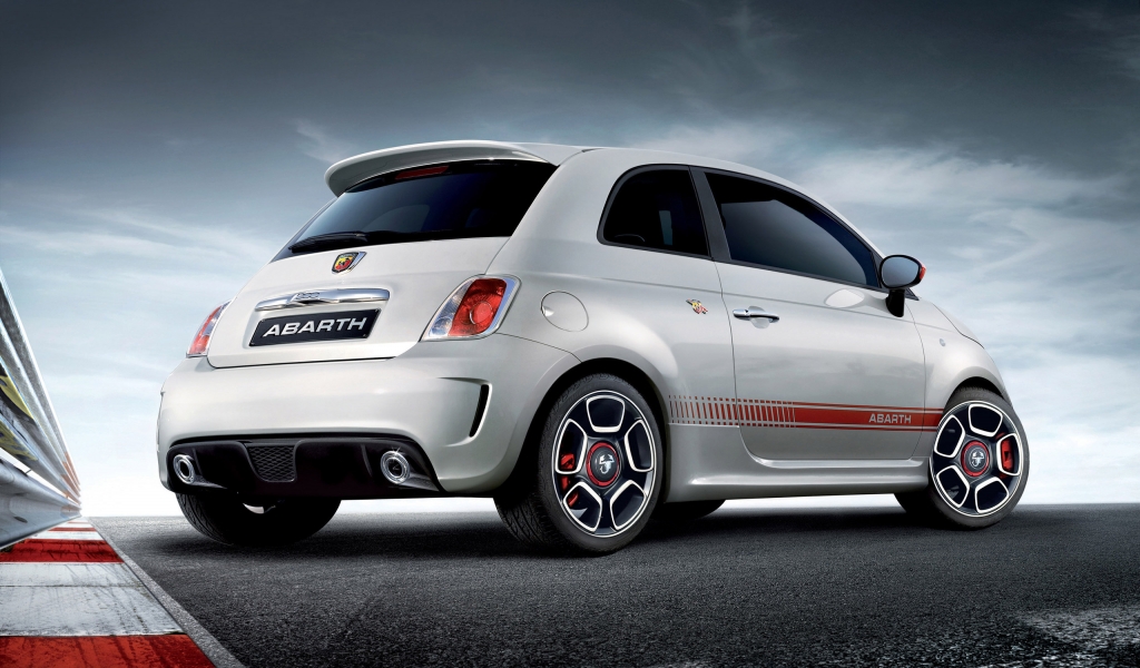 Fiat 500 Abarth Edition for 1024 x 600 widescreen resolution