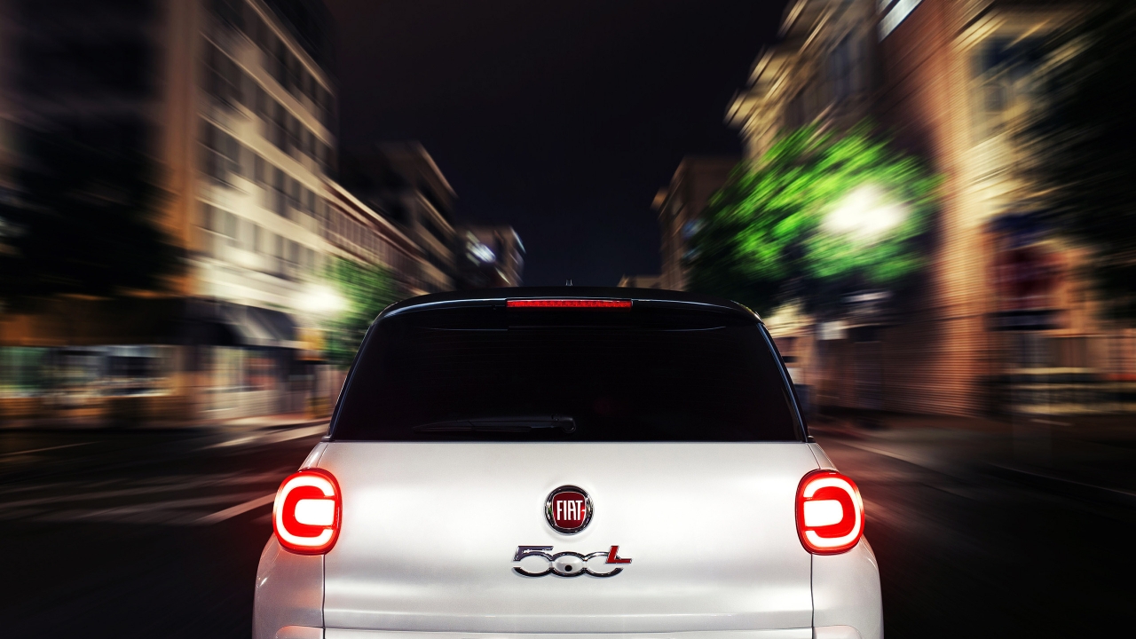Fiat 500L for 1280 x 720 HDTV 720p resolution