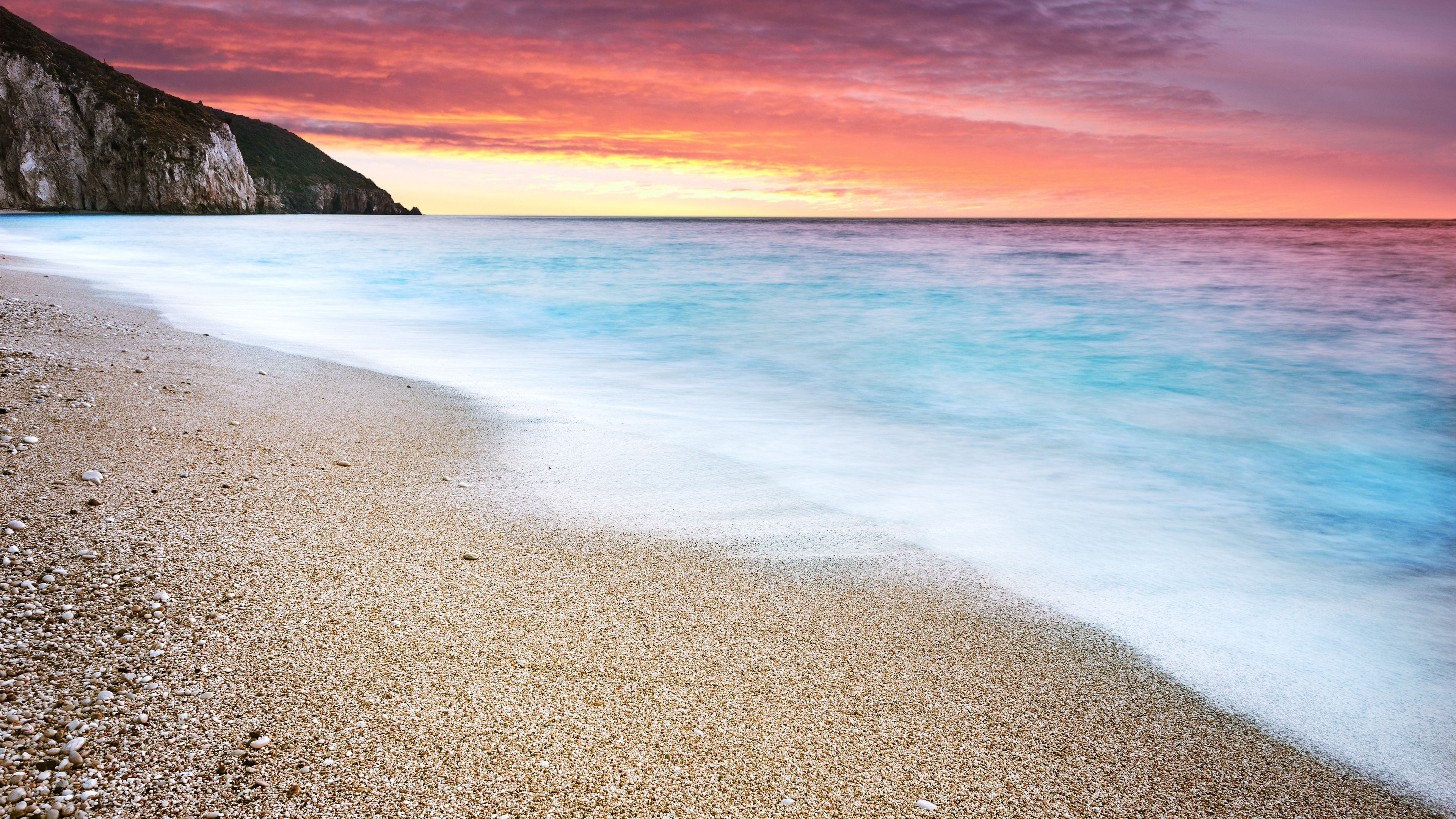 Fire Sunset at Beach for 3840 x 2160 Ultra HD resolution