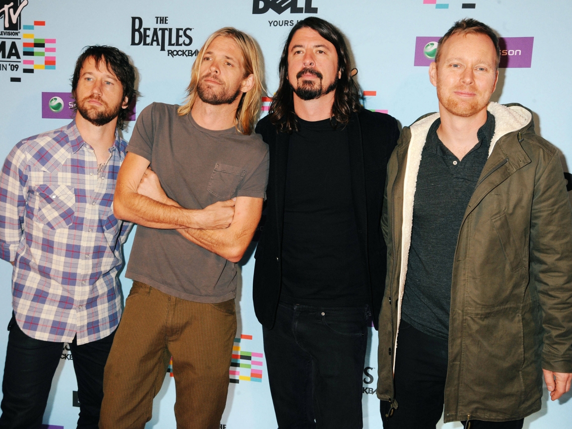 Foo Fighters for 1152 x 864 resolution
