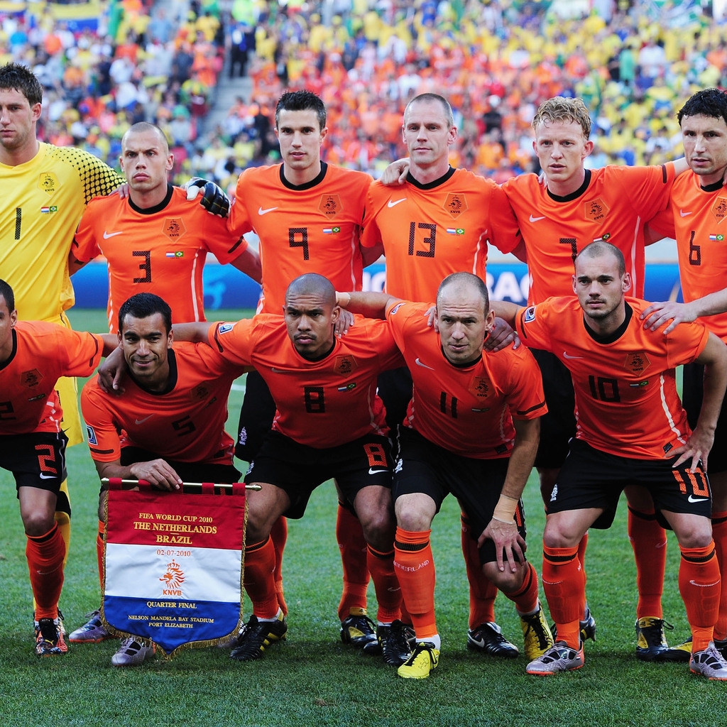 Football Holland Team for 1024 x 1024 iPad resolution