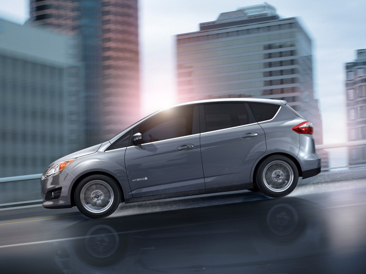 Ford C Max Hybrid Side View 2013 for 1280 x 960 resolution