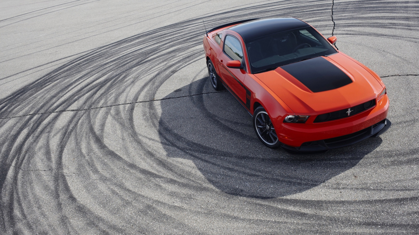Ford Mustang Black and Red for 1366 x 768 HDTV resolution