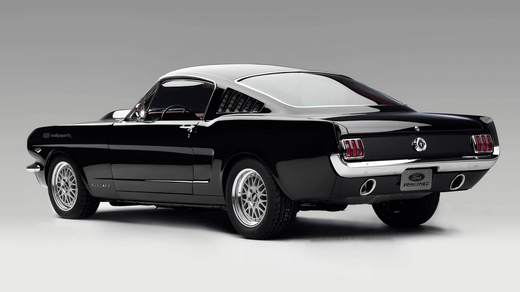 Ford Mustang Classic for 1680 x 945 HDTV resolution