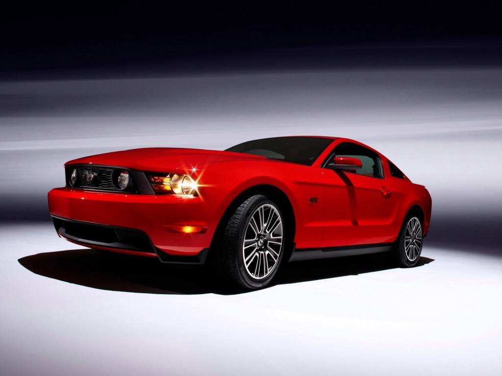 Ford Mustang Coupe 2010 for 1024 x 768 resolution