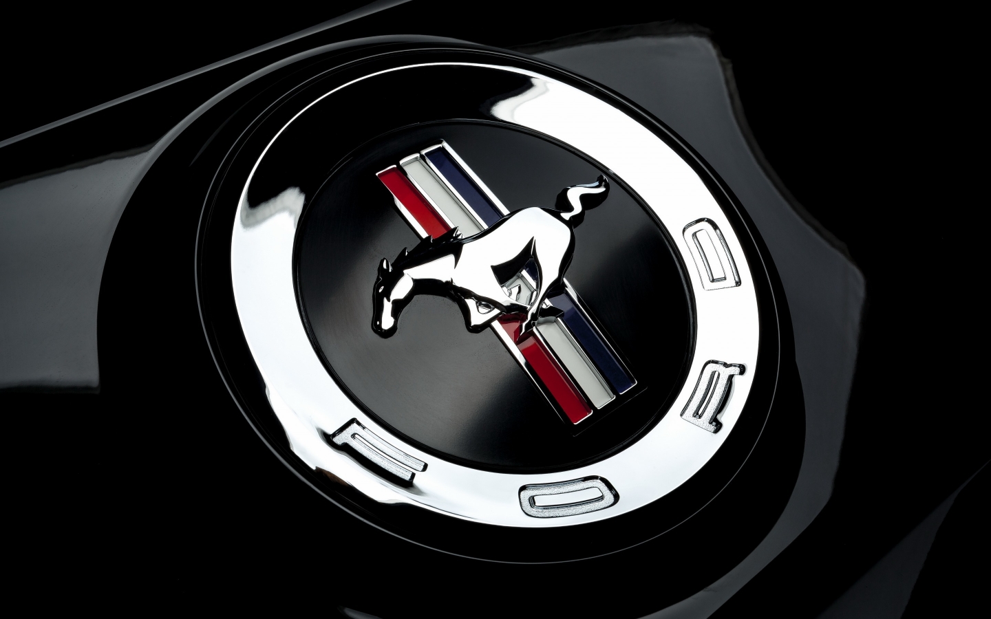 Ford Mustang Emblem for 1440 x 900 widescreen resolution