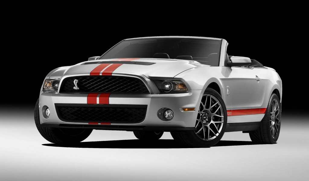 Ford Shelby GT500 Convertible 2010 for 1024 x 600 widescreen resolution