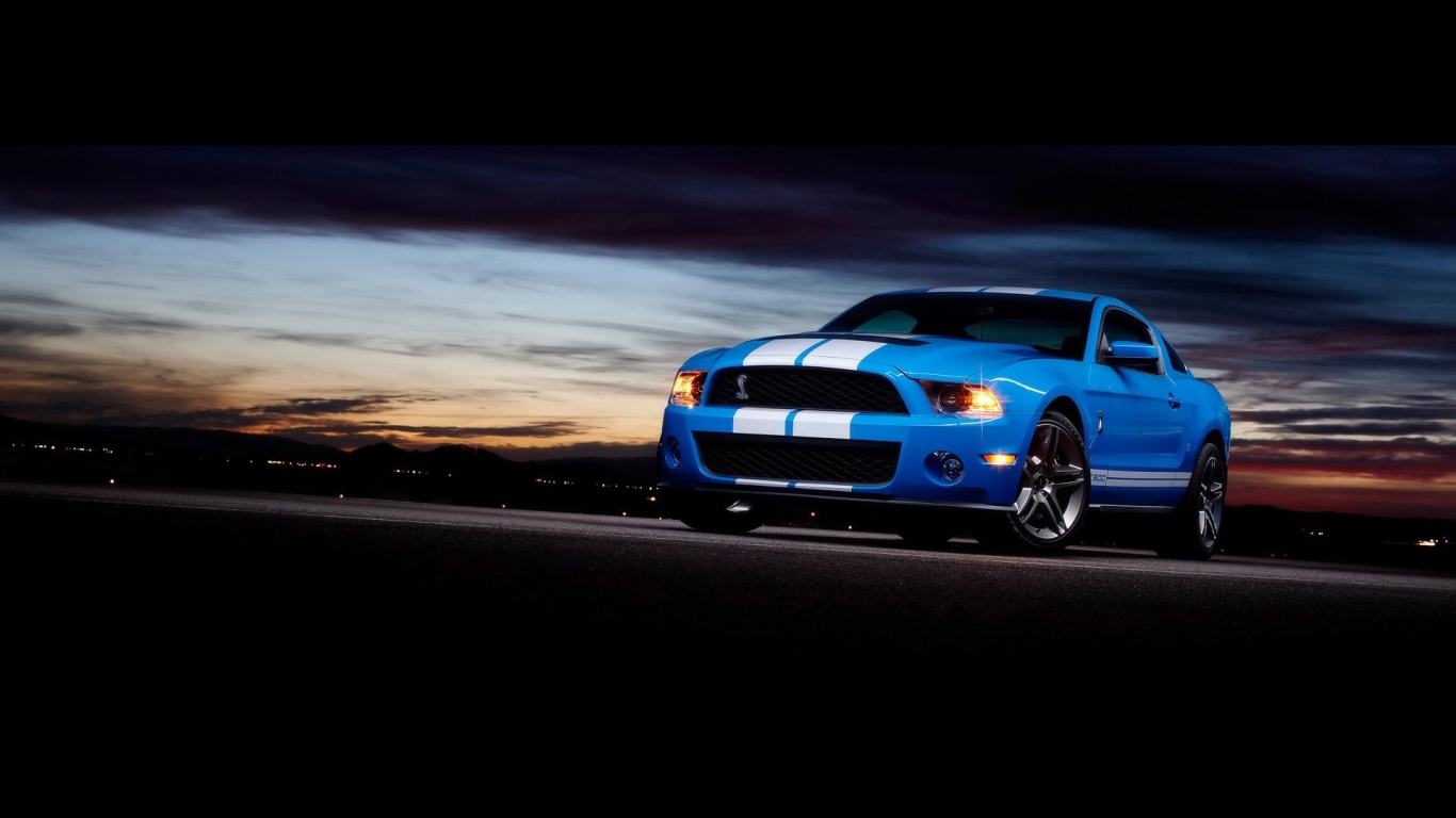 Ford Shelby GT500 Front Angle for 1366 x 768 HDTV resolution
