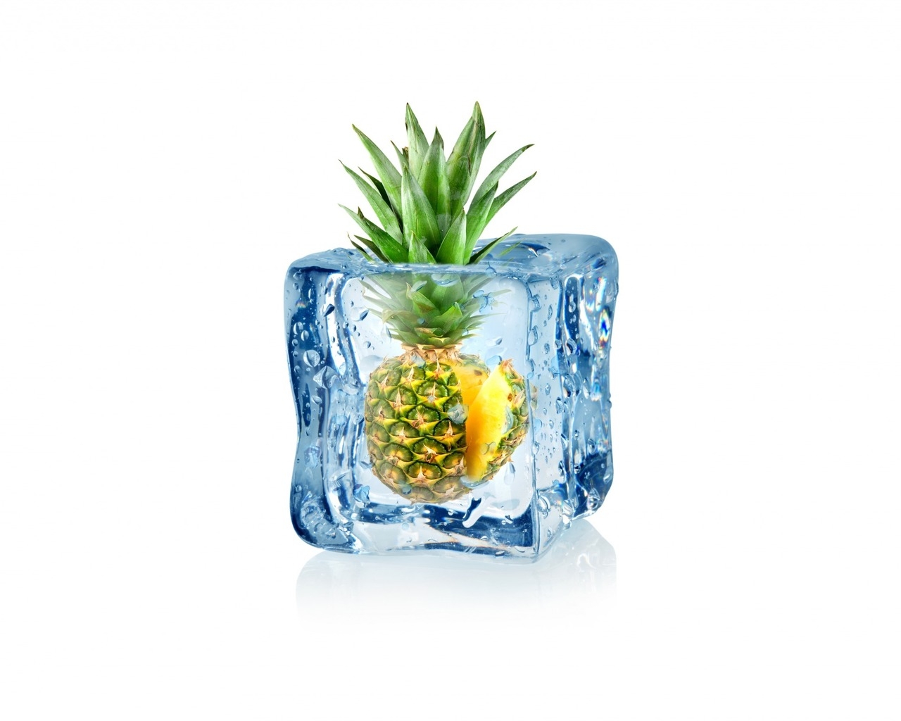 Frozen Pineapple for 1280 x 1024 resolution