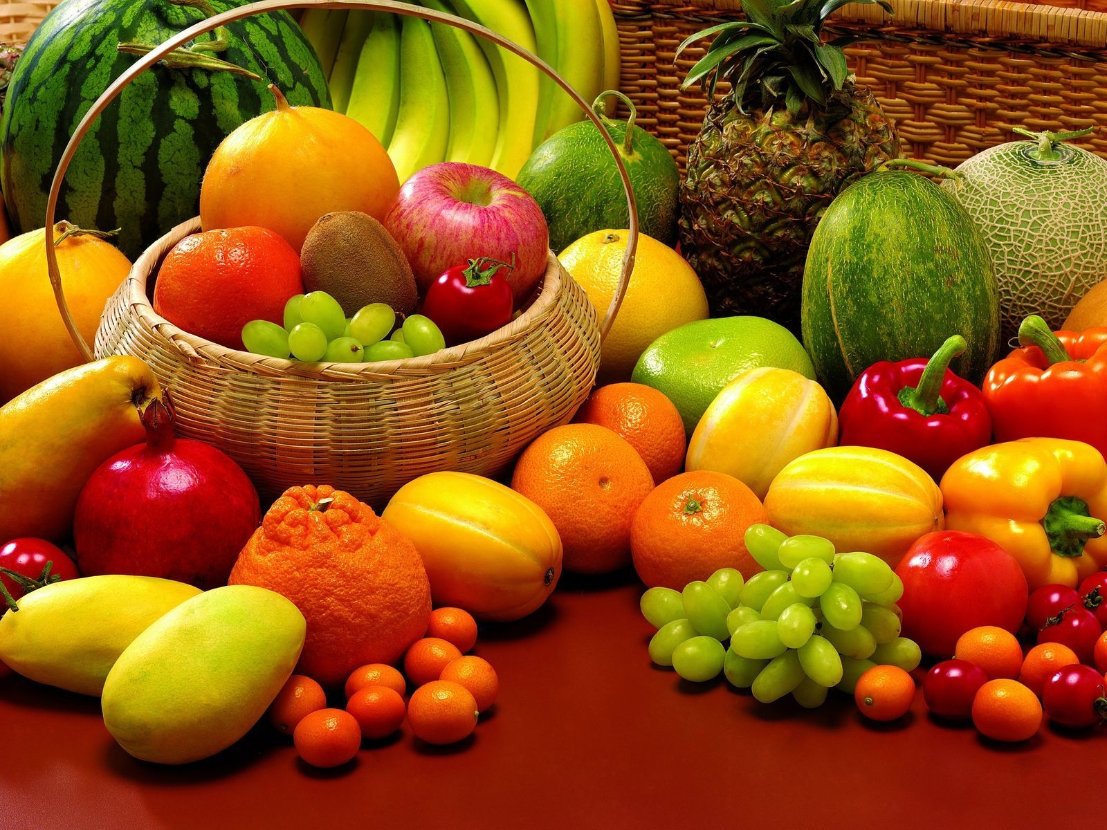 Fruits and Veggies for 1600 x 1200 resolution