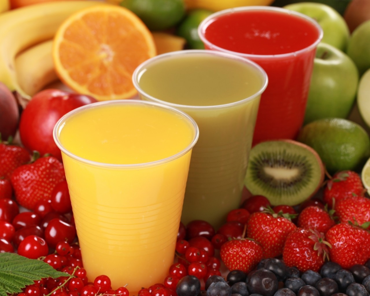 Fruits Juices for 1280 x 1024 resolution