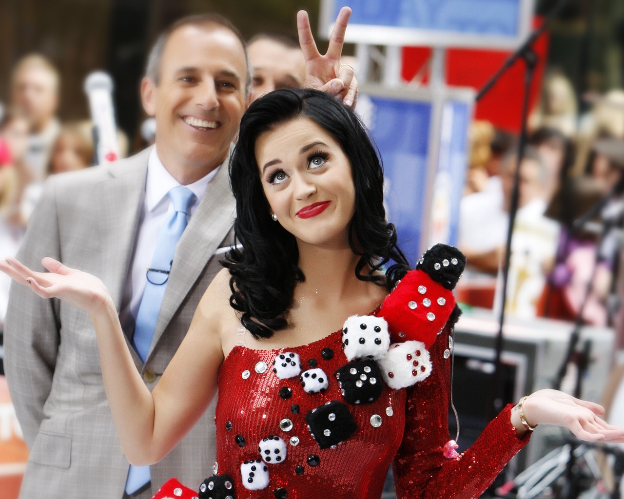 Funny Katy Perry for 1280 x 1024 resolution