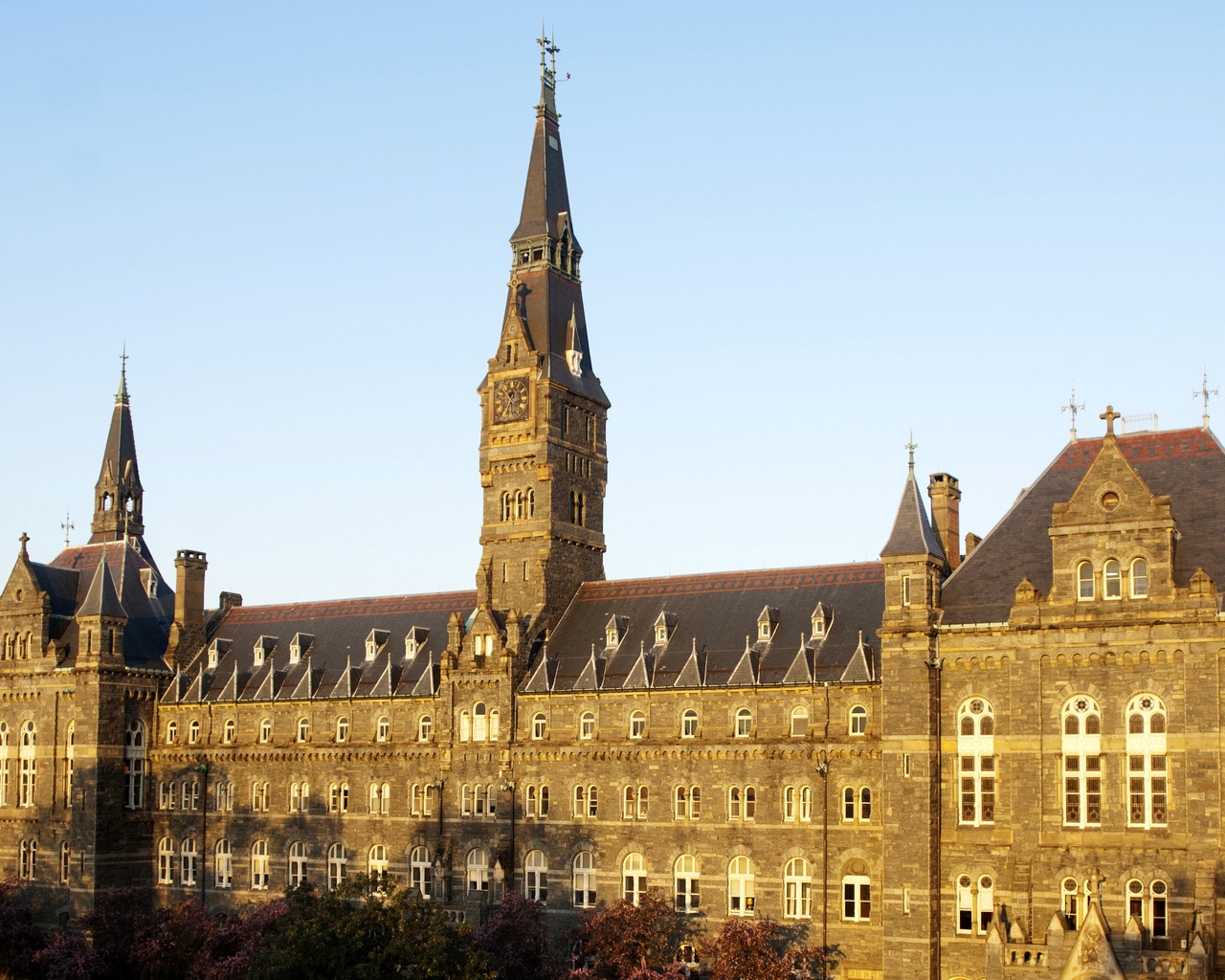 Georgetown University for 1280 x 1024 resolution