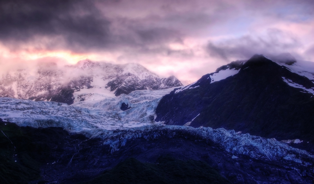 Glacier Sunrise for 1024 x 600 widescreen resolution