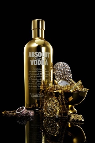 Glamorous Absolut Vodka for 320 x 480 iPhone resolution