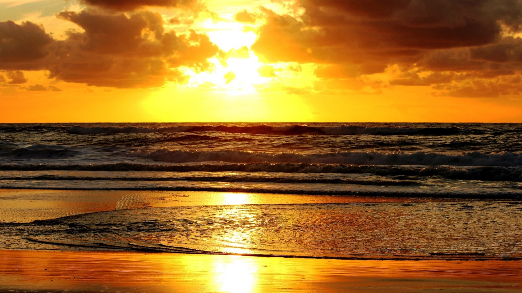 Golden Sunset for 1680 x 945 HDTV resolution