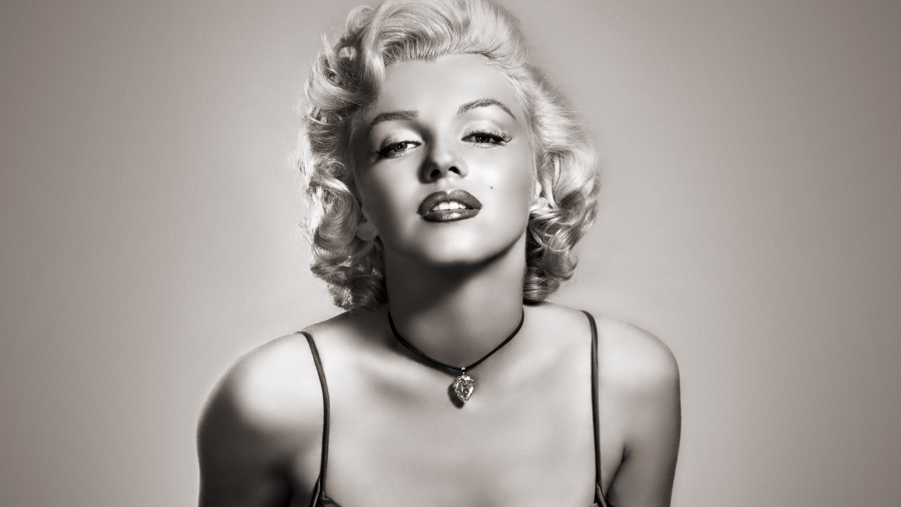 Gorgeous Marilyn Monroe for 1280 x 720 HDTV 720p resolution