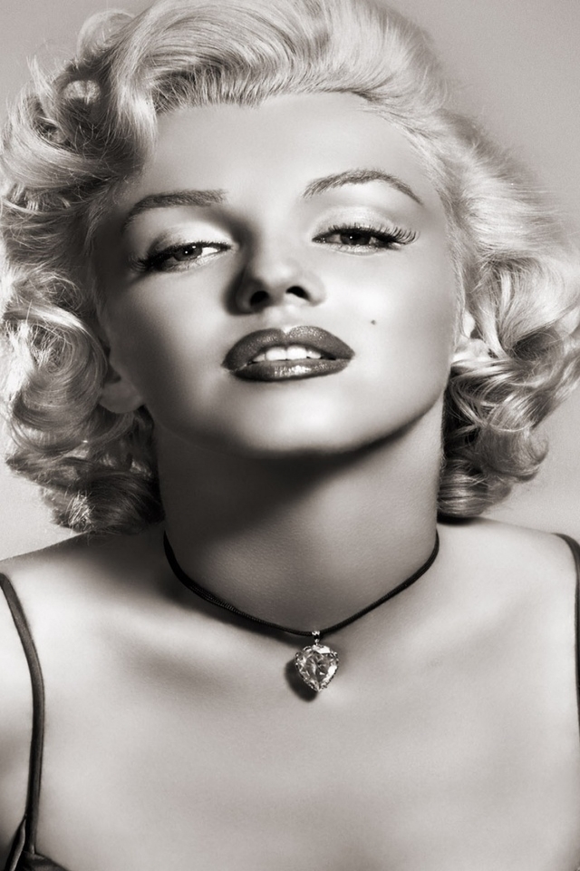 Gorgeous Marilyn Monroe for 640 x 960 iPhone 4 resolution