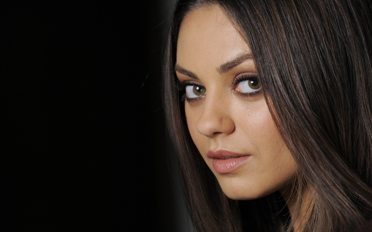 Gorgeous Mila Kunis for 1280 x 800 widescreen resolution