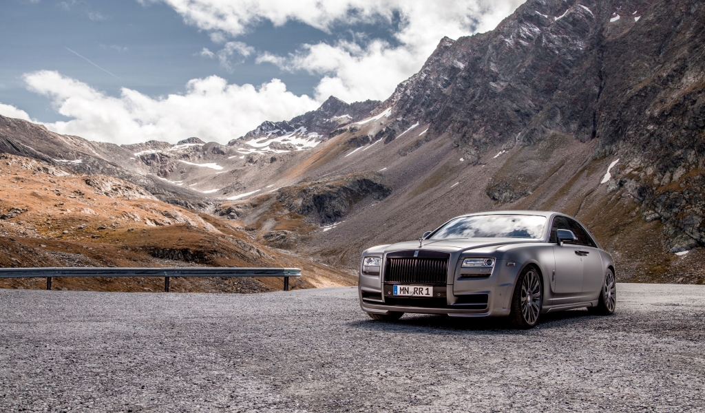 Gorgeous Rolls-Royce Ghost for 1024 x 600 widescreen resolution