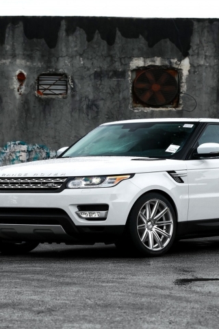 Gorgeous White Range Rover Sport for 320 x 480 iPhone resolution