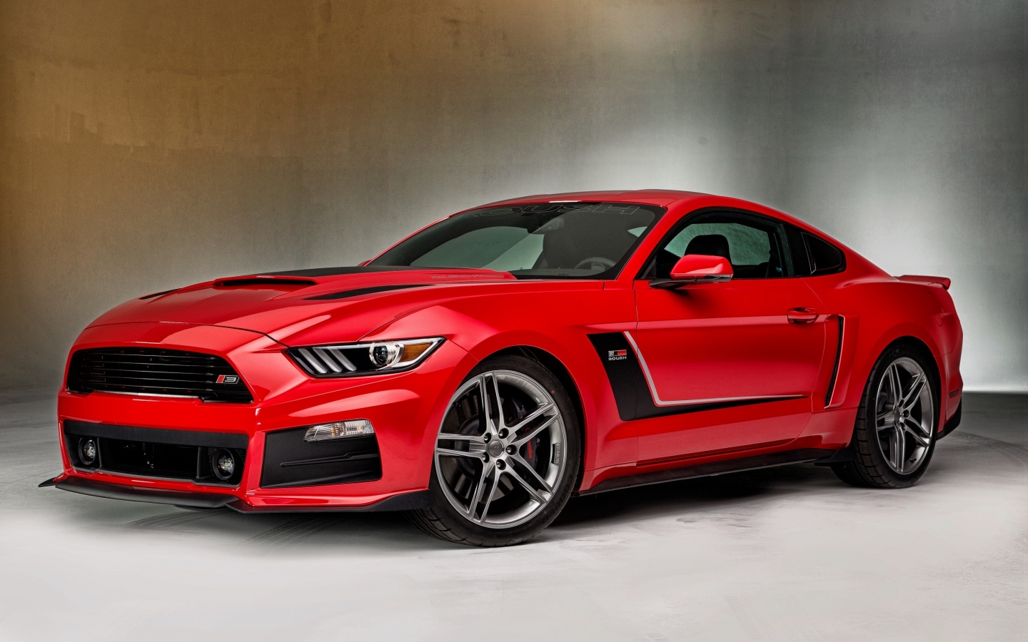 Gourgeous Red Ford Mustang for 1440 x 900 widescreen resolution