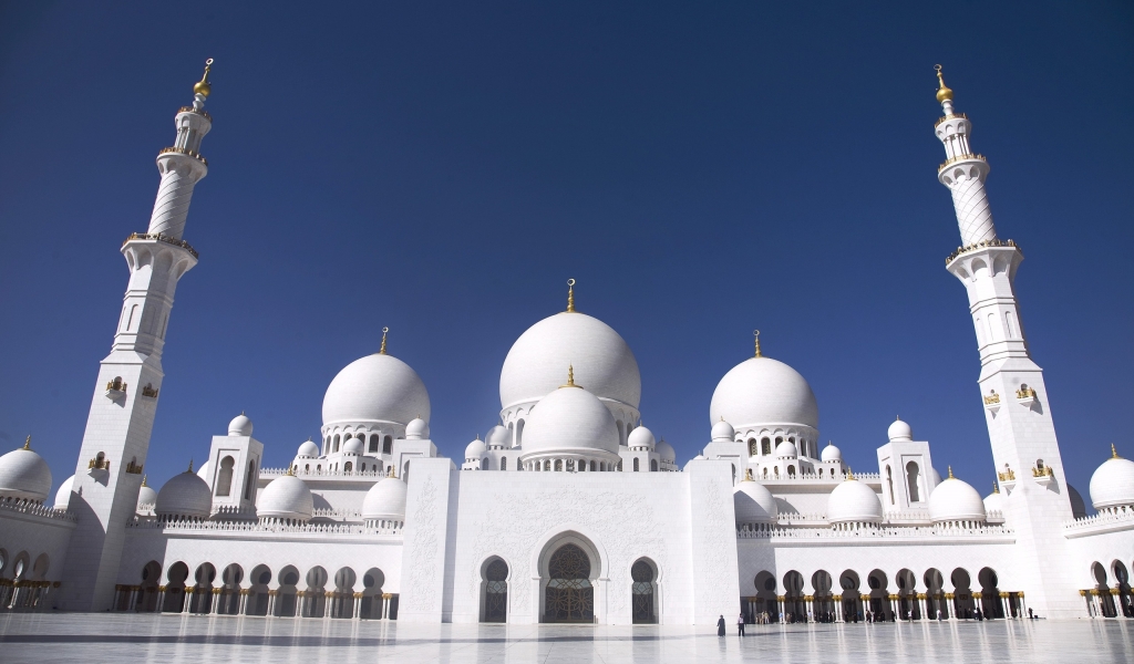 Grand Mosque Abu Dhabi for 1024 x 600 widescreen resolution