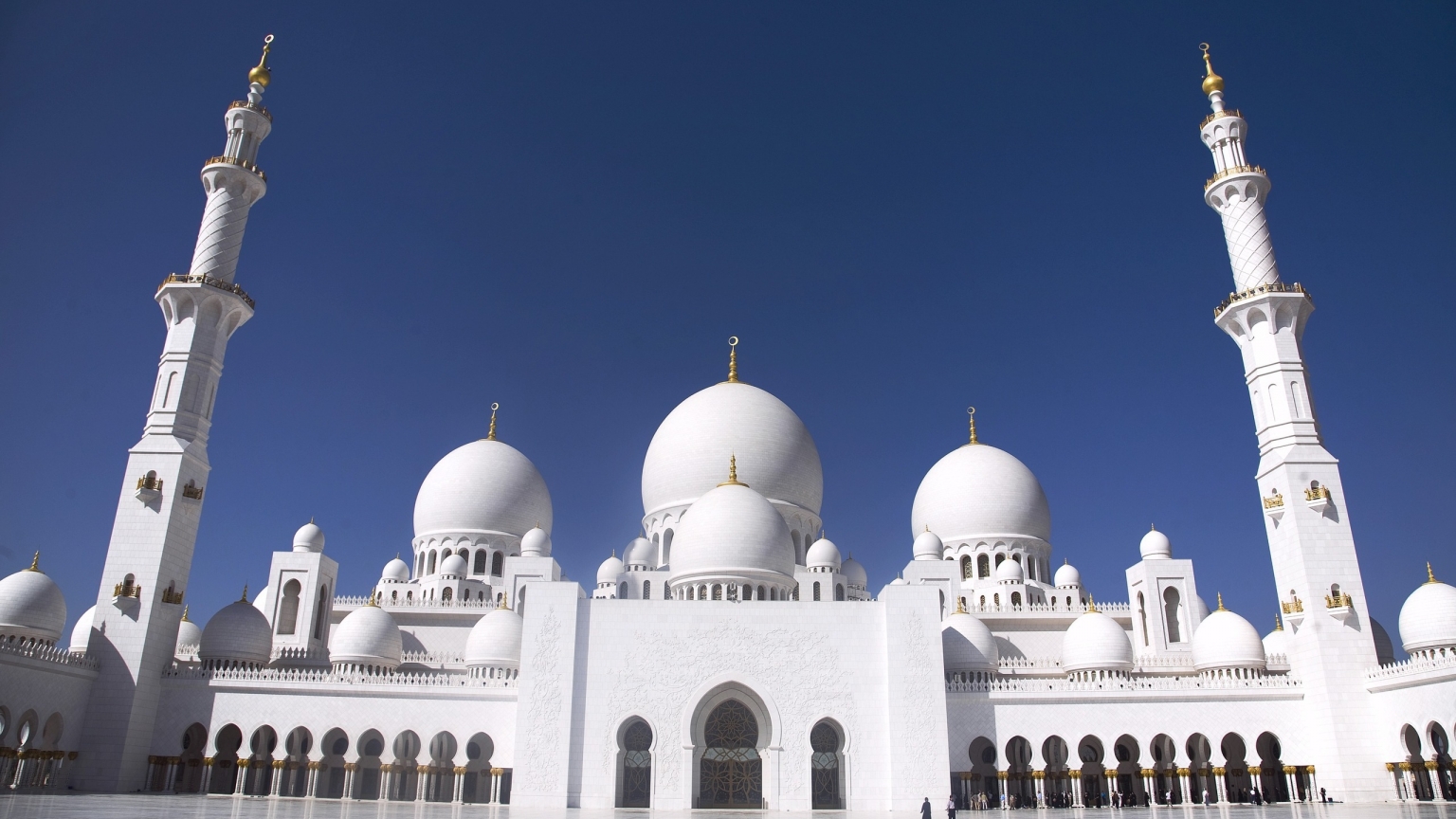Grand Mosque Abu Dhabi for 1536 x 864 HDTV resolution