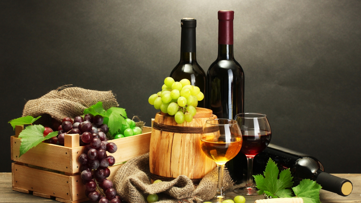 Grapes and Wine for 1366 x 768 HDTV resolution